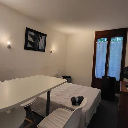 Couette-café Adele - D'hôtes Agde